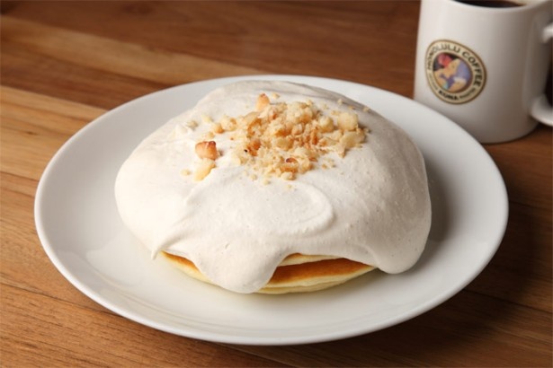 【5/7(火)発売！】最新カフェ32店をはじめ、新連載の旅Walkerや新緑温泉特集など盛りだくさんの関西ウォーカー最新号をチェック！