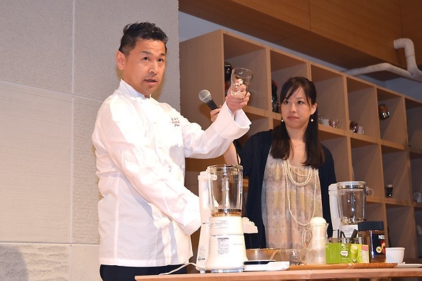 ロブロスカフェ エグゼクティブシェフのケンスケさん