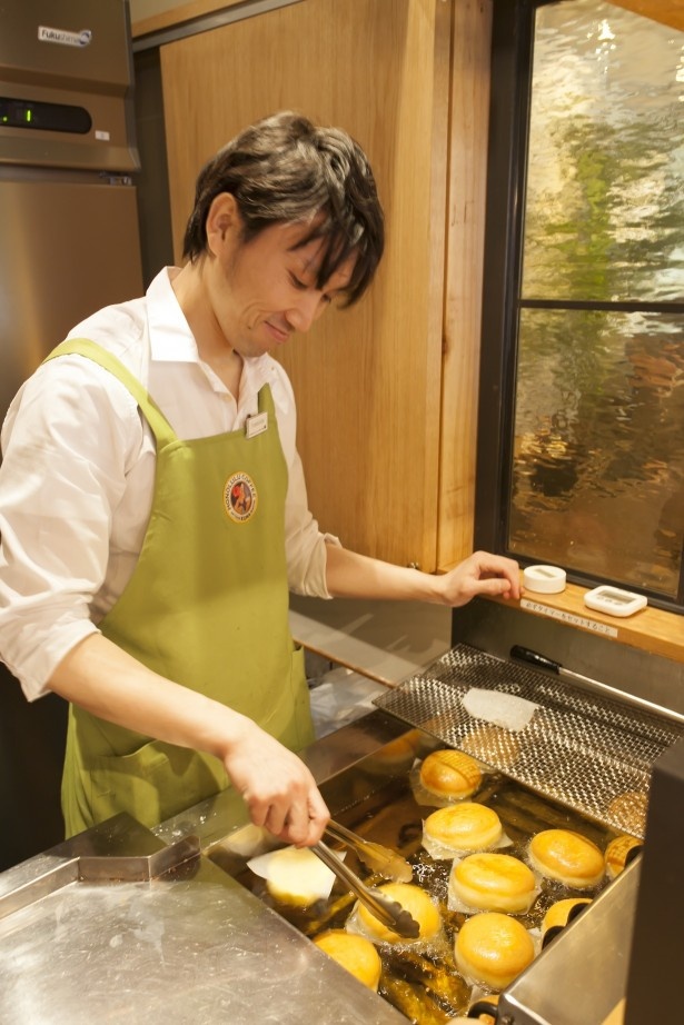 注文が入ってから揚げるので外カリカリ、中ふわふわの食感