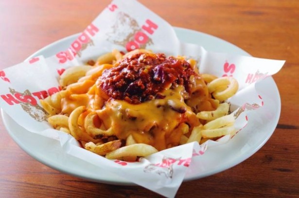 「チリチーズ・カーリーフライ」(930円)