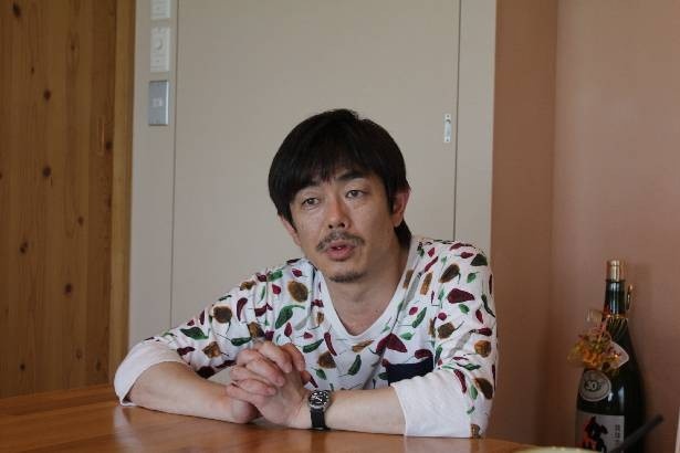 宮沢和史インタビュー1　日本や沖縄に対する思いを語る