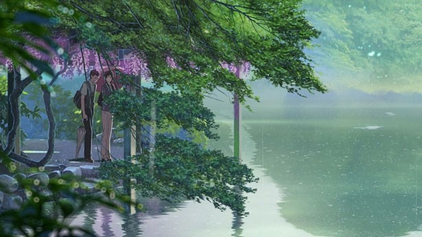 庭園で雨宿りをする少年と年上の女性。2人の切ない物語が優しく紡がれる