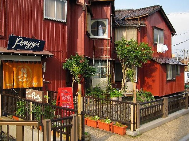 金沢ゲストハウス ポンギー(石川県)