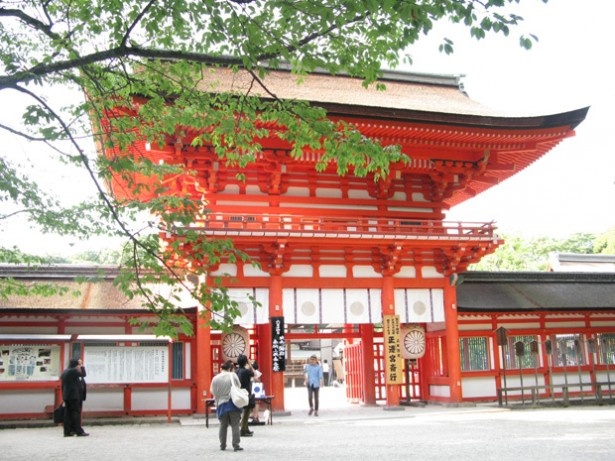 初の奉納上映が行われた下鴨神社