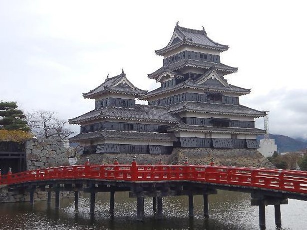 長野県の松本城