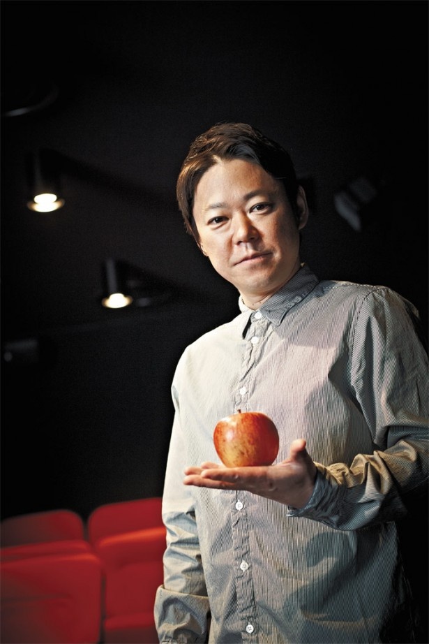 「役者として自分はまだまだこれから」。映画「奇跡のリンゴ」の阿部サダヲに作品＆役者について聞いた！