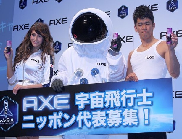 「日本のみなさん、お久しぶりです」と、やや緊張した面持ちで挨拶していたリア