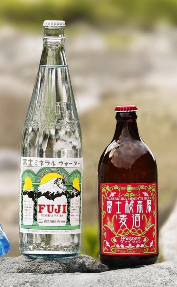 富士山の水が美味しいワケは？富士山のふもとの水で作られた名水飲料ベスト6｜ウォーカープラス