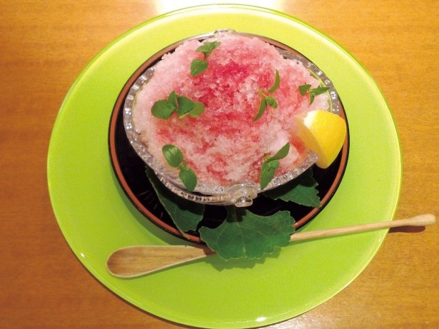 サロン ド アンティ ディレッタントのかき氷「ピナコラーダ」