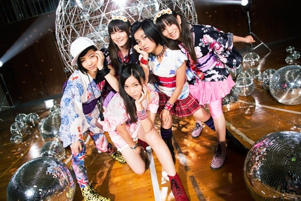 平均年齢17歳のDancing Dolls