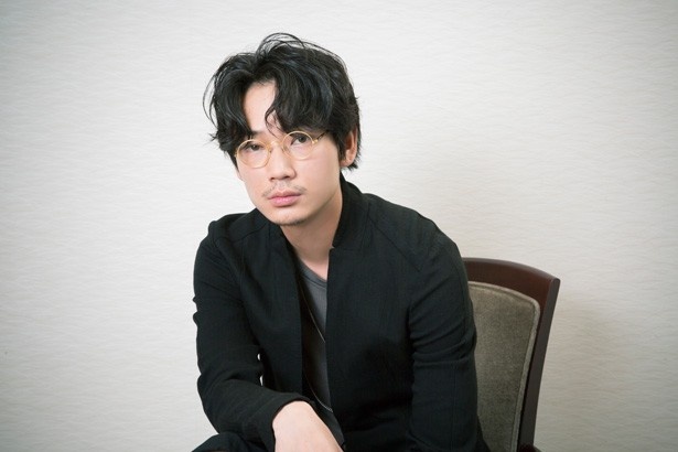 「昔は誕生日の人に、花束を誰かにプレゼントすることはありました。照れくささとかも全然ないです」