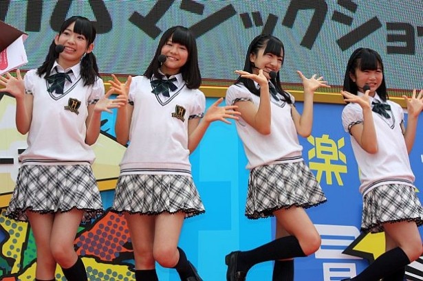 お台場合衆国2013のお台場マイナビステージで開催されたロッテ クレイジーガム放送局 in お台場