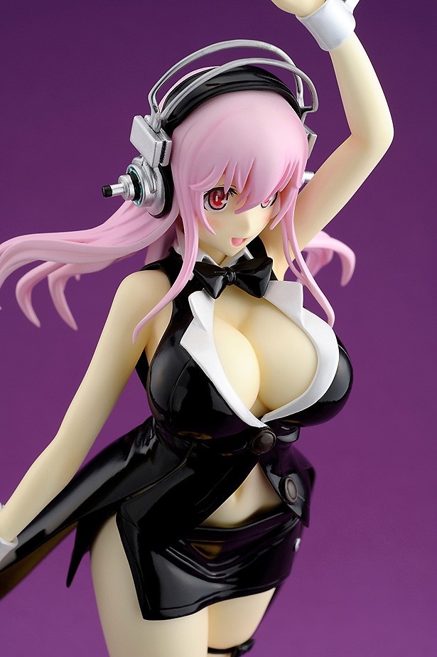 「ニトロプラスカードマスターズ」としては、こちらが初のフィギュア化商品となる