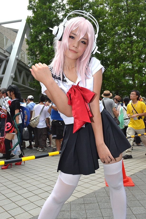 コミケ84 コスプレ広場 25/40