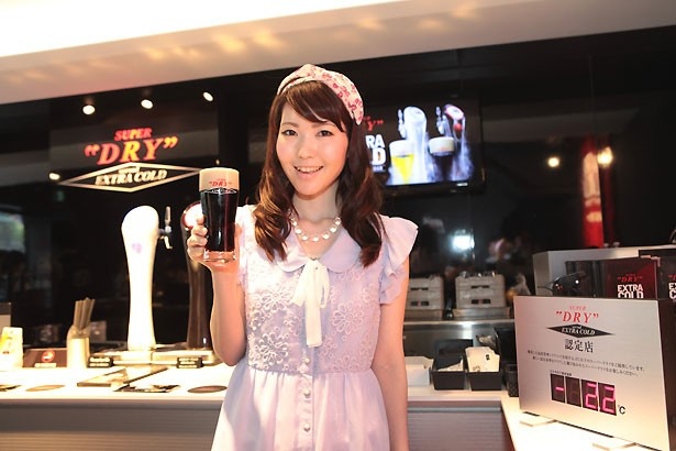お酒があまり飲めない人にも好評の小容量タンブラー(285ml・450円)