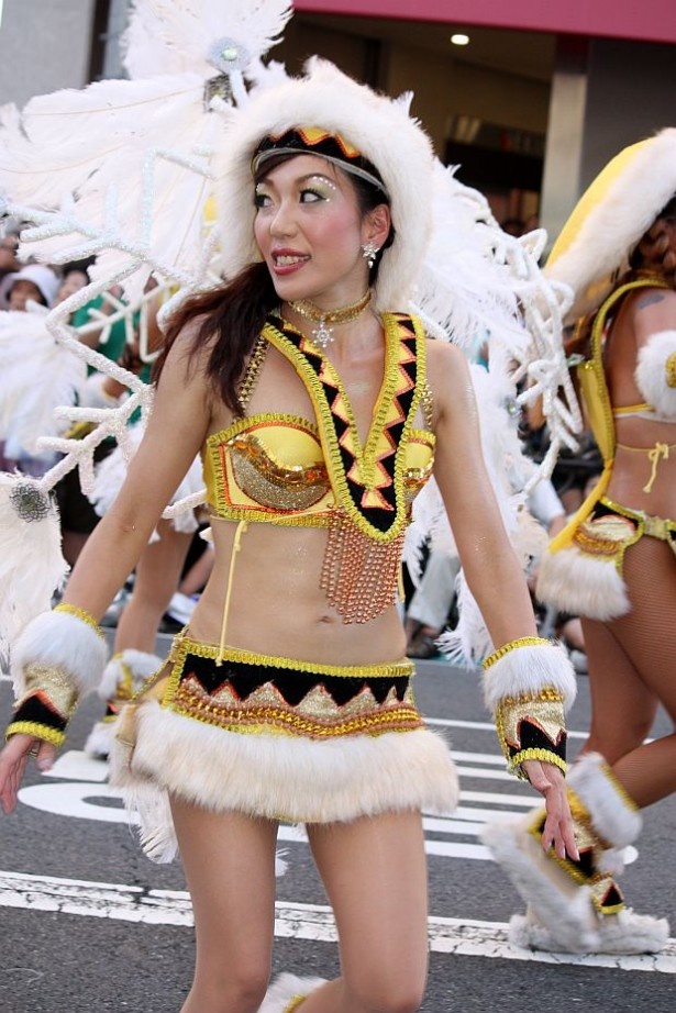 ダンスも迫力満点