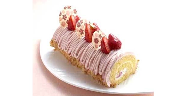 アンテノール「さくらのロールケーキ」(1365円)は見た目もかわいい