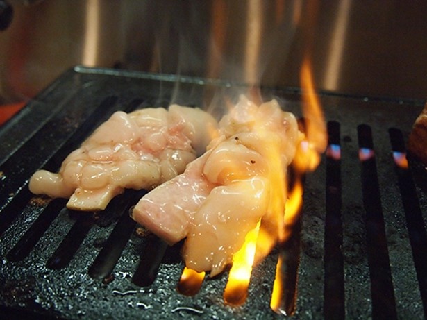 九州初！肉屋直営の「焼肉ホルモン 龍の巣」が春吉にオープン！