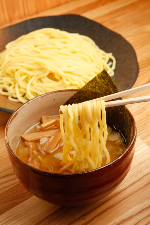 つけ麺やすべえ 道頓堀店では「つけ麺」もしくは「辛味つけ麺」がクーポン提示で半額に！