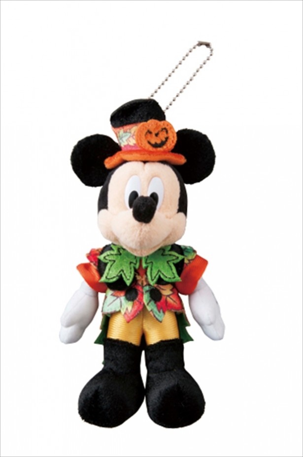 ハッピーハロウィーンハーベストの衣装を着たぬいぐるみバッジ