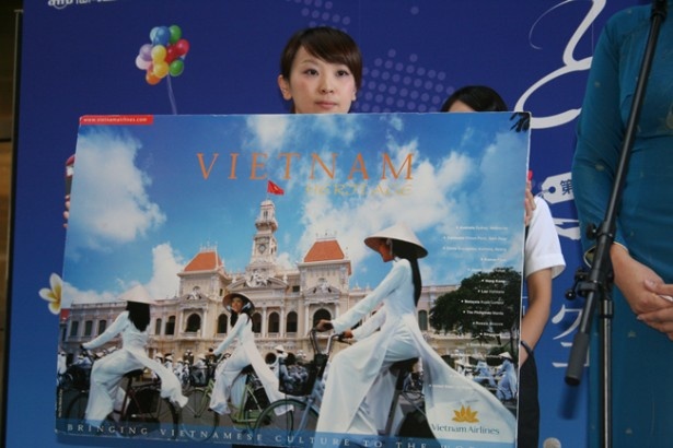 ベトナムは中国とフランスの影響を強く受けているため、アジアのエネルギーとヨーロッパの洗練された雰囲気を同時に味わうことができる