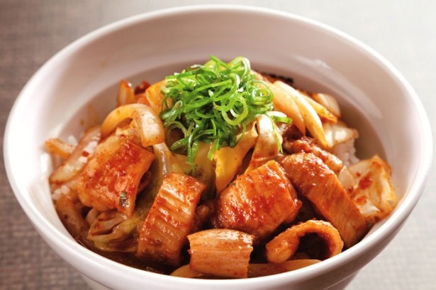 地元大阪からは「野菜たっぷりのスタミナてっちゃん丼」が参戦