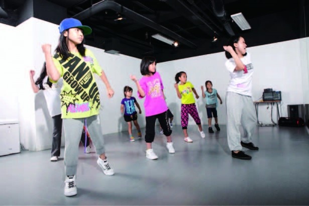 TRFのSAMが主宰するダンススクールでキッズの無料体験レッスンを開催！