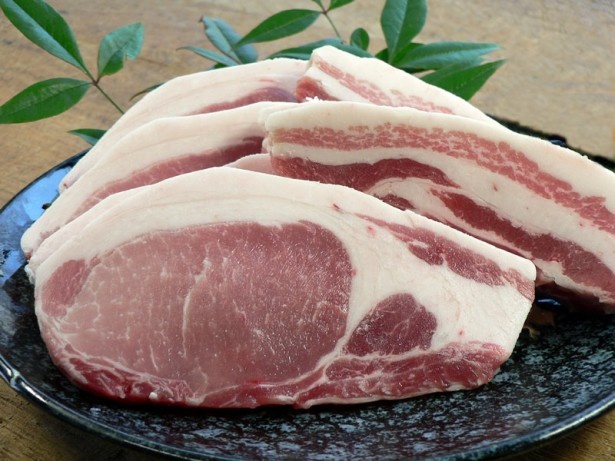食の台所「阪急うめだ本店」に、愛媛県が誇るブランド豚が登場！