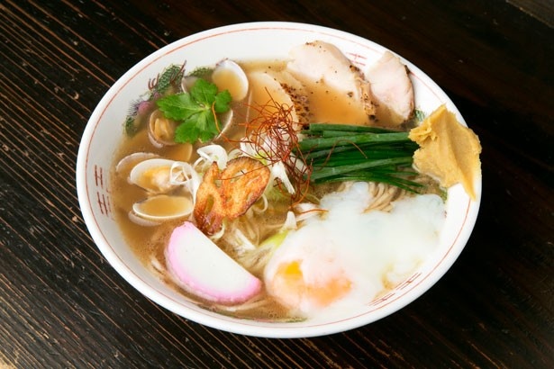 これがコラボラーメン！「森ちゃん みぞテリーラーメン」(880円)。1日昼25杯・夜25杯の杯数限定なので要チェック。人気が出れば復活の可能性も！