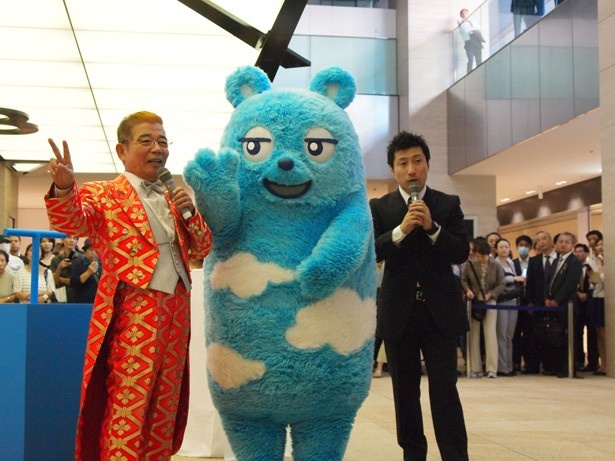 「あべのハルカス」の地下1階に「時計の広場」がオープン！