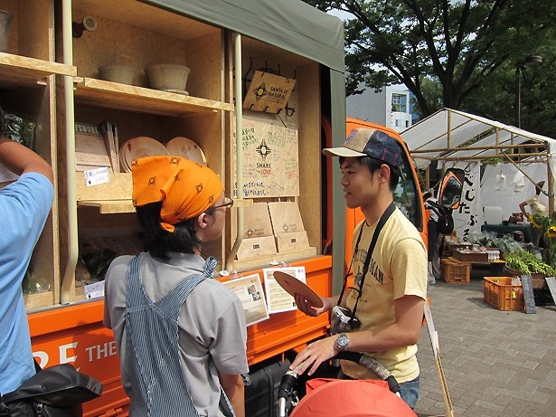 各野菜の詳しい説明も受けられる