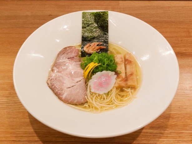 静岡の行列店、麺屋 燕と大勝軒みしまより「富士山“極み”らーめん」