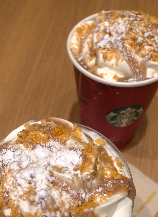 仕上げにふんわりかかったパウダーシュガーが粉雪のよう