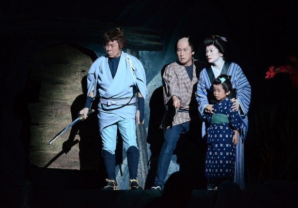 さぶちゃん自ら舞台の作・演出・殺陣を手掛ける
