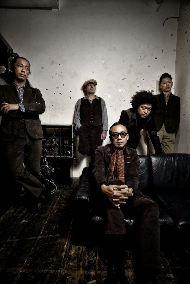 佐野観、みどりん、伊藤志宏、小泉P克人、松浦俊夫によるHEX