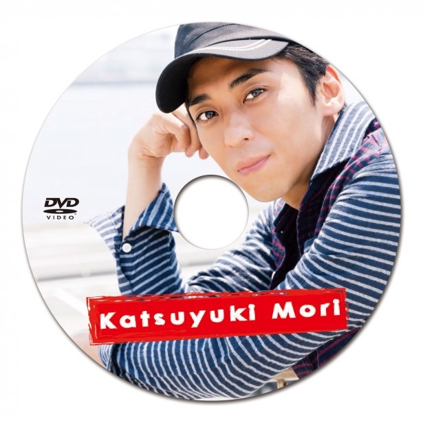 特典メイキングDVDはプライベートとレーサーとしての魅力満載だ