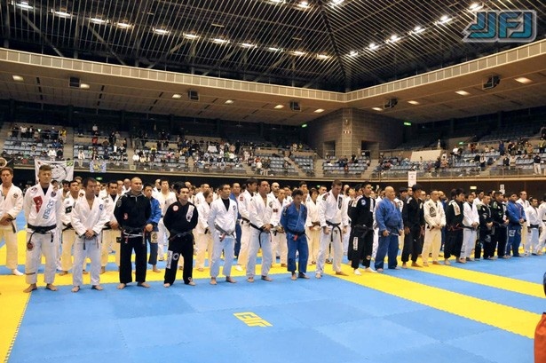 世界中の選手が出場する