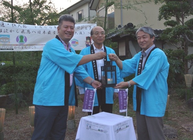 11/17（日）17時～「竹内街道・横大路（大道）1400年祭」でライトアップでは関係自治体首長らによる点灯式も開催(写真はイメージ)