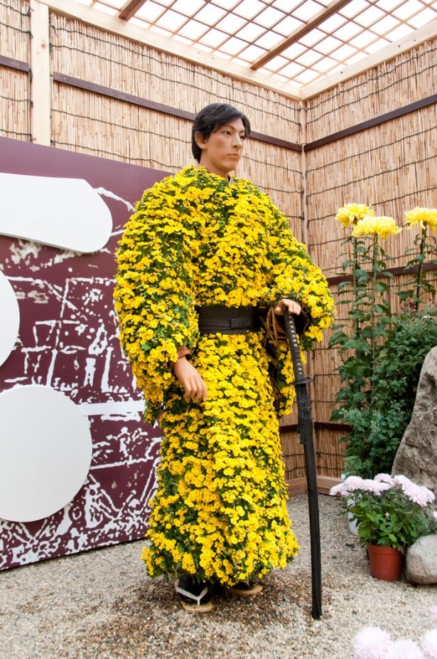 新撰組の菊人形も登場
