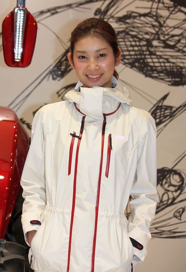 東京モーターショー2013 コンパニオン写真集 38/40