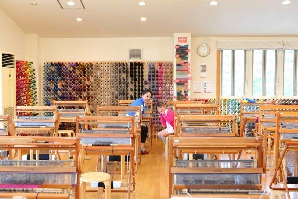 「親子で感動！冬のちょい旅」では、さをり織りやポン酢作りに挑戦！