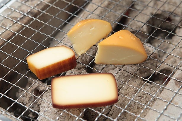 12月限定メニュー、いぶし香房特製チーズ盛り合わせ(500円)