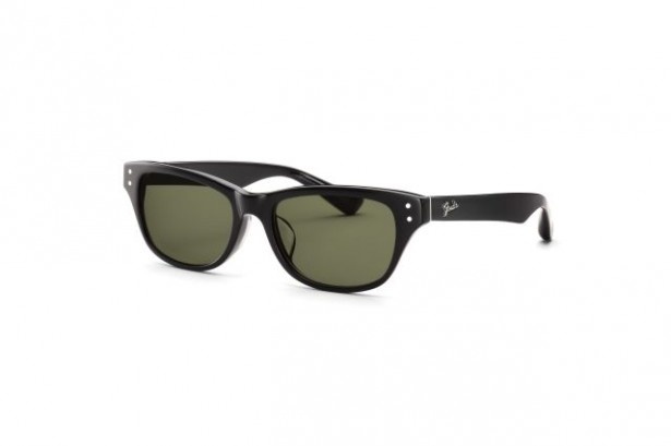 「FENDER006A」(12600円)