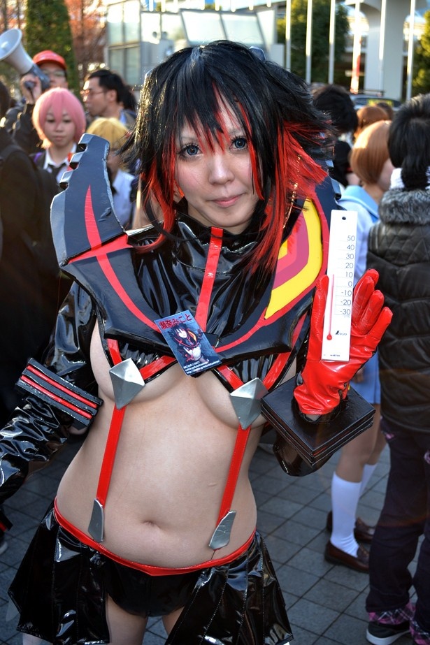 画像2 コスプレ特集 コミケ85で美人コスプレイヤーと気温観測してみた ウォーカープラス