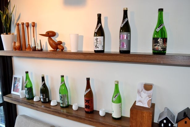 佐賀県産の日本酒も展示されている