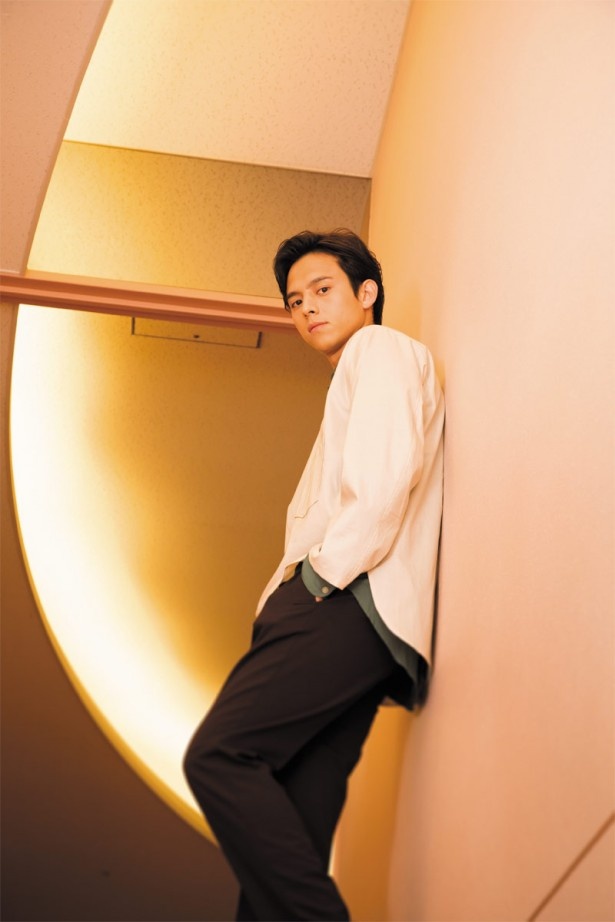 【その1：3/29(土)・30(日)上演！】満島真之介が、役者デビューを飾った傑作舞台「おそるべき親たち」に出演。役者＆作品についてロングインタビューを敢行！