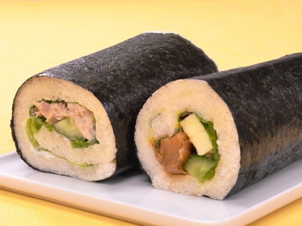 フェルツの恵方巻ロールサンド(ツナ、チキン各ハーフ347円)