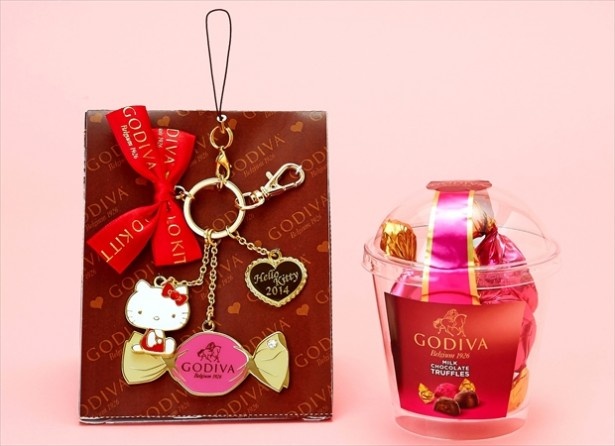 「ハローキティ マスコットアクセ＆GODIVA」(3990円)