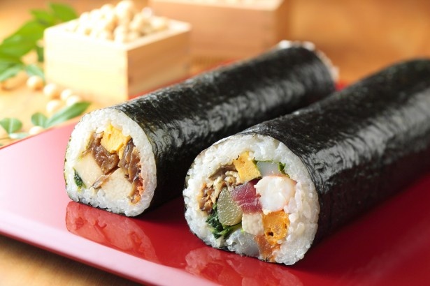 京都センチュリーホテルの恵方巻は海鮮入りの豪華太巻き！