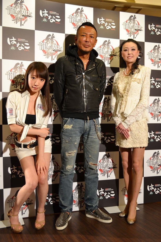【写真を見る】発表イベントには、シリーズ総合監督の名越稔洋氏やタレントの清水あいりさんが登壇